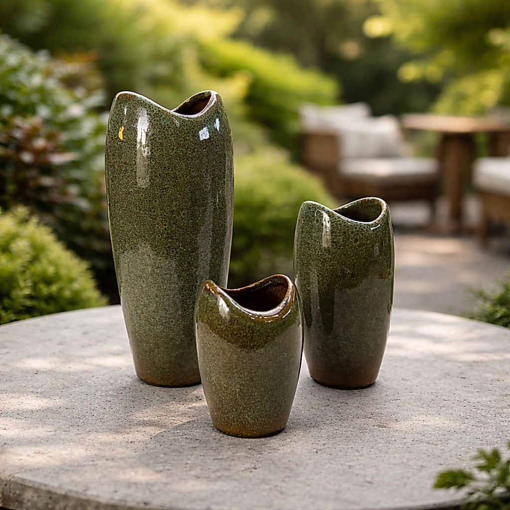 Trio de vasos cerâmica