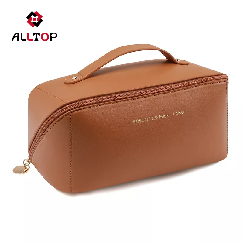 Necessaire